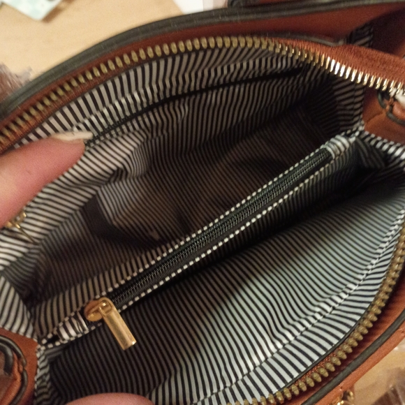 Quilted Tan Satchel - Picture 7 of 9